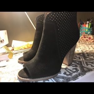 Lucky brand Lamia booties